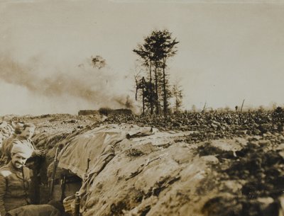 Britische Truppen in frühen Schützengräben, 1914 von English Photographer